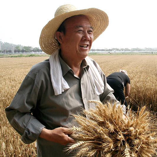 文明村庄带头人——梁修昌