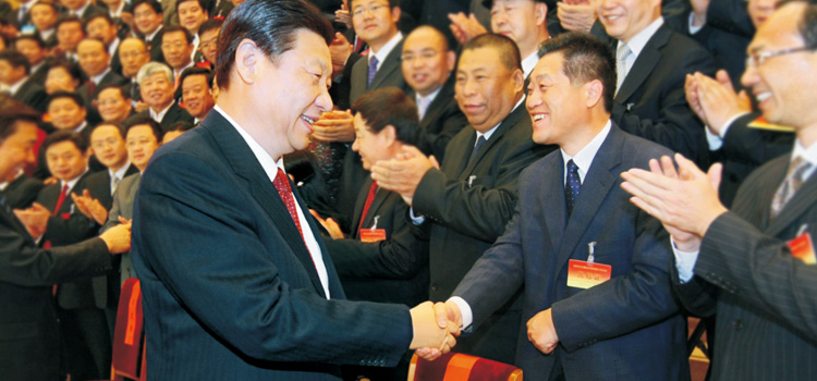 习近平同志接见先进典型范海涛