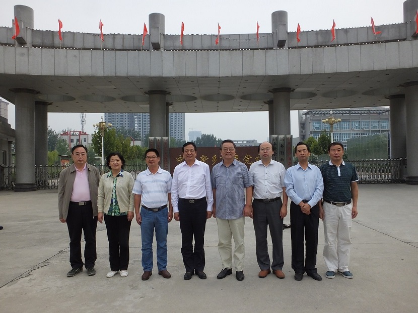 六安市委党校考察组与新乡市委党校领导合影.JPG