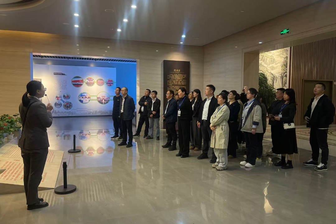 4济源移动辉县人民干得好展厅_副本